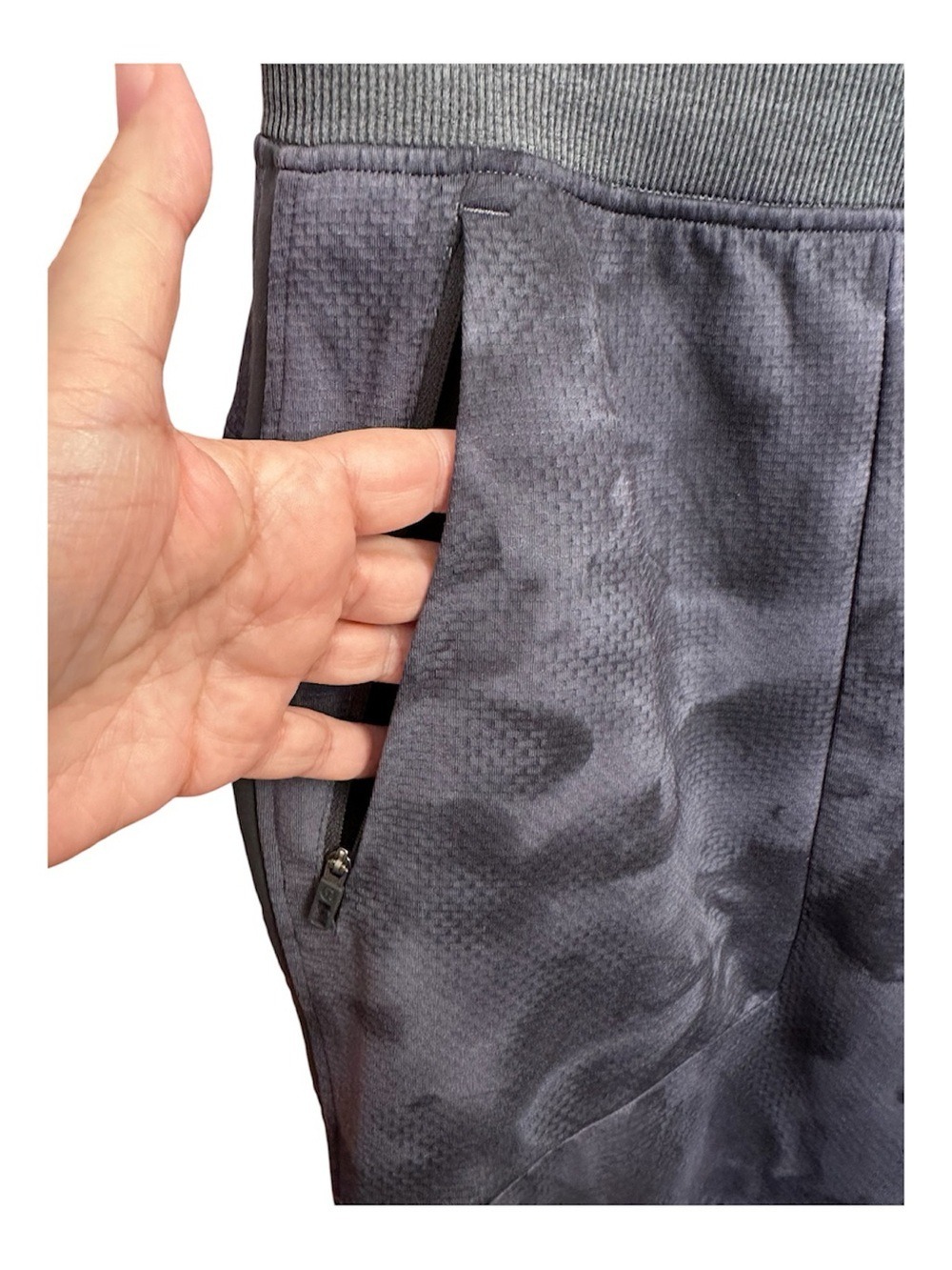 Lululemon Textured Jogger XL Gray/Black Tie Dye Camo Print - Unisex - Picture 8 of 15